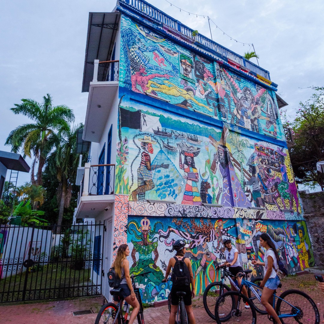 Colagem de mídia