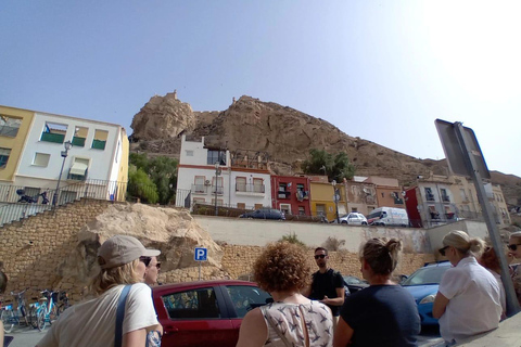 Passeio pela praia em Alicante