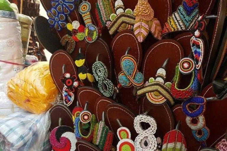 Nairobi: Cultural Shopping and Kazuri Beads Factory Tour Nairobi: Cultural Shopping and Cultural Dances Experience