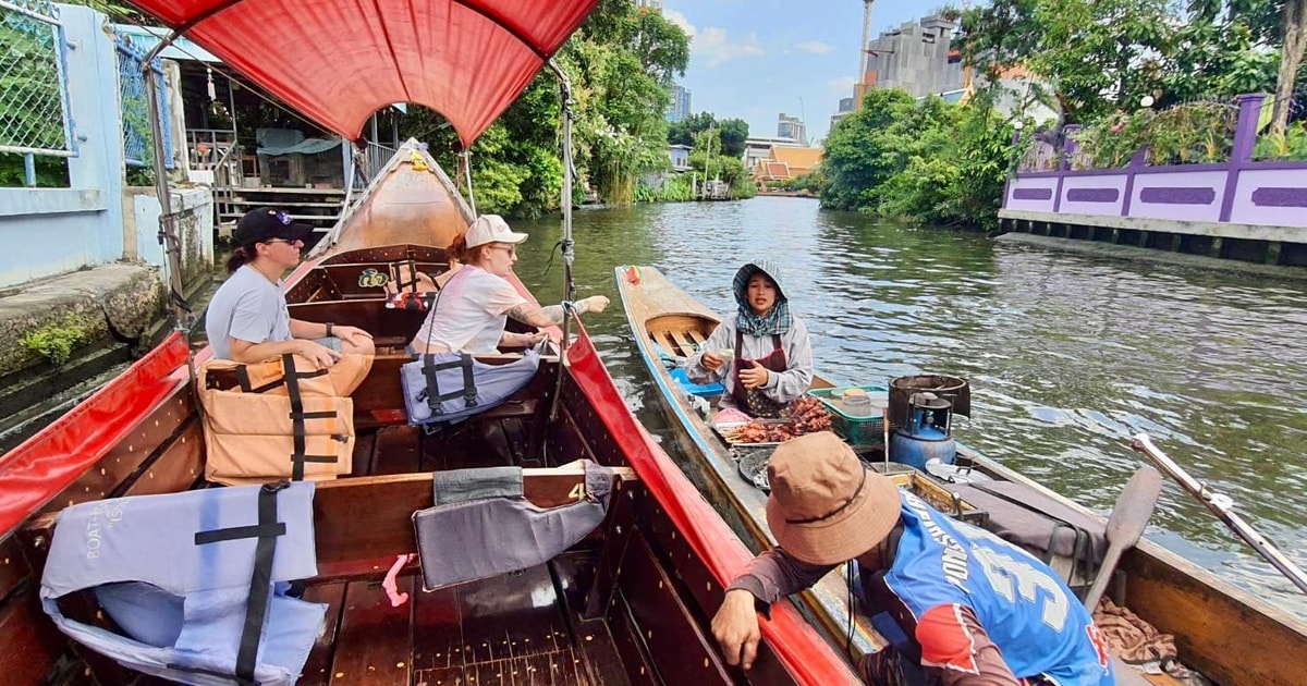 bangkokissa-bangkok-temple-canal-tour-by-longtail-boat-getyourguide