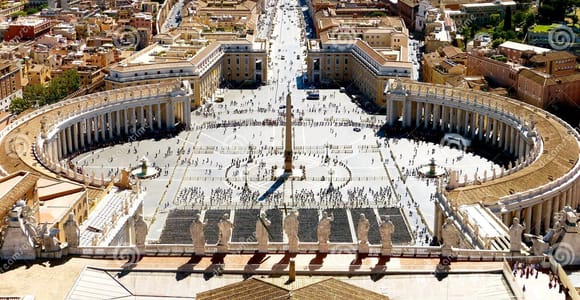 Vatican Scavi with St Peter&#39;s Tomb and skip line St. Peter&#39;s