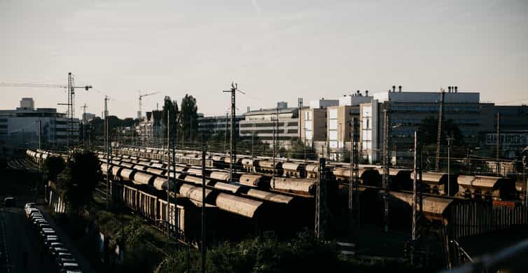 Hidden Architectural Gems of Munich (Max. 16 guests) photo 10