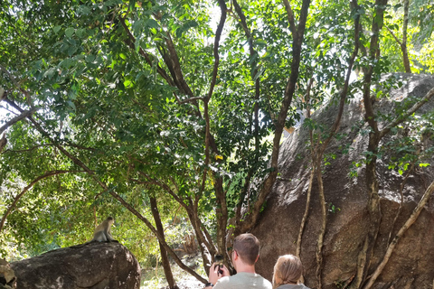 Kit-Mikayi Historical Stone Hiking Tour