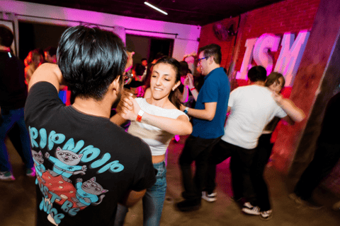 Zero to salsa for beginners