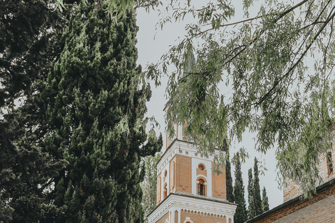 Private 4-Day Georgia Highlights: Wine, Mountains & Culture