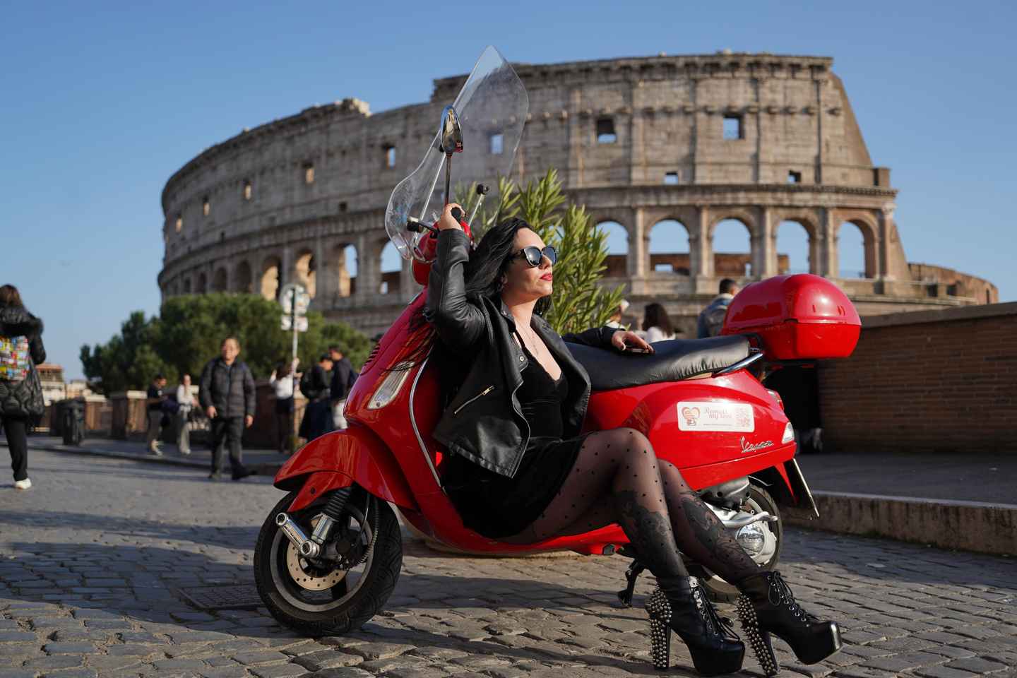 Vespa city tour in Rome with two different routes