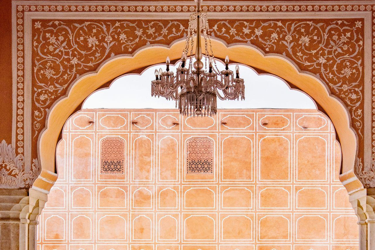 Jaipur: City Tour with Amber Fort & Ayurvedic Massage