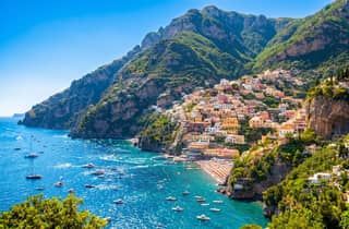 Amalfiküste: Tour mit Positano, Ravello & Mittagessen am Meer