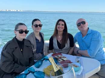 Aperitif by boat from El Puerto de Santa Maria