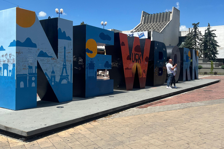 رحلة نهارية إلى كوسوفو: استكشف بريشتينا وبريزرن من تيرانا