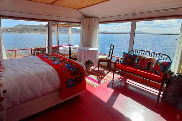 Puno: Ausflug zu den schwimmenden Inseln Uros 2D