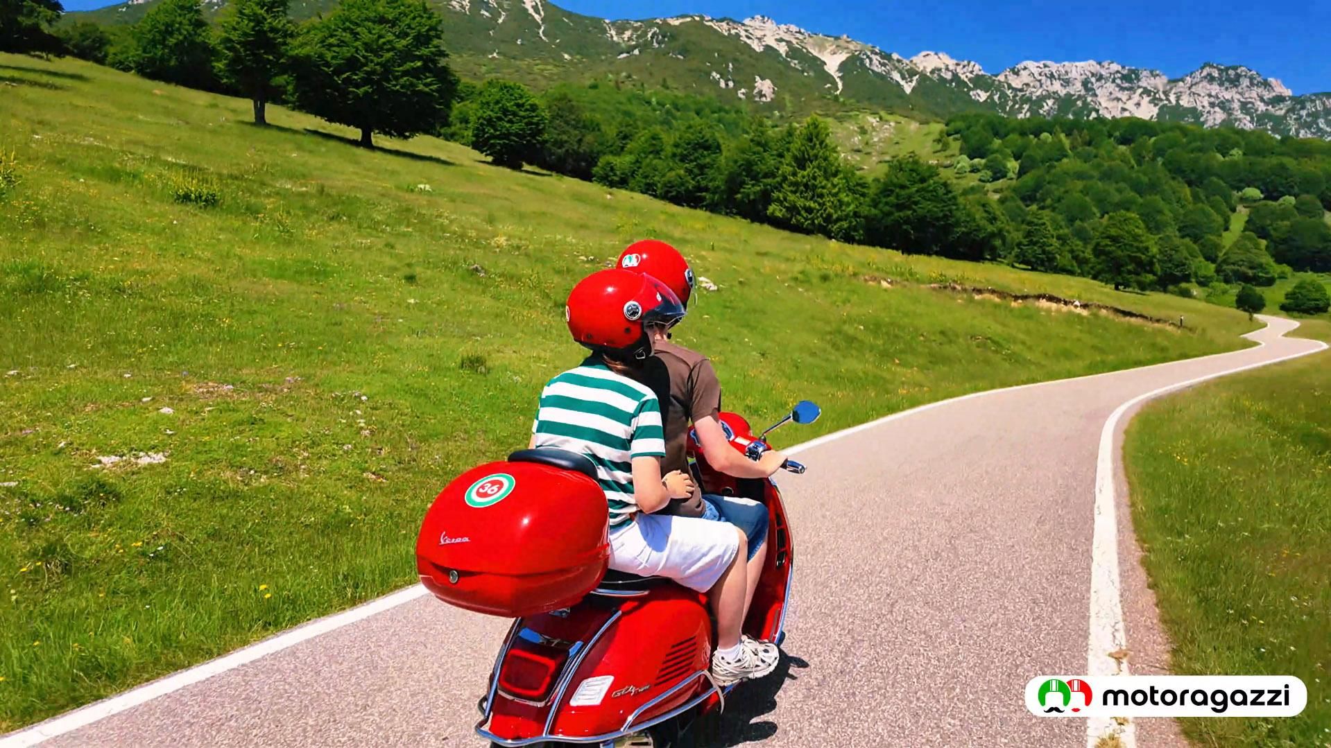 Peschiera del Garda: App-geführte Vespa-Tour am Monte Baldo