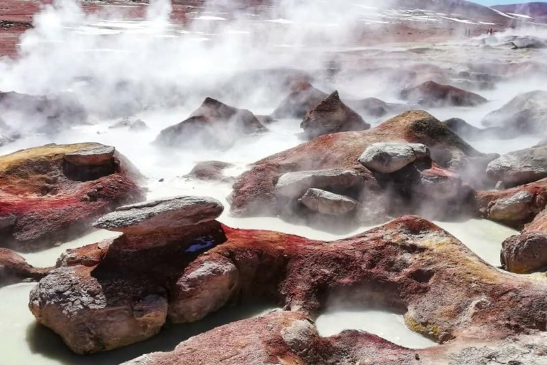 3D and 2N Tour Salar Uyuni ending in Atacama Chile