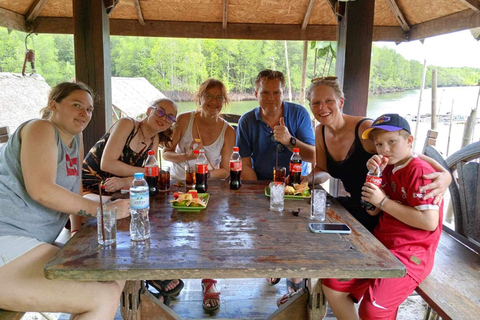 Ko Lanta: Tour di mezza giornata ESPLORA MANGROVE in KAYAKING