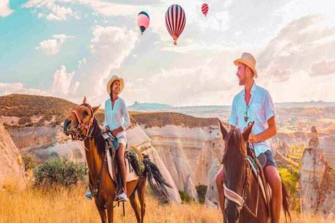 Cappadocia: Affascinante tour a cavallo in valli uniche