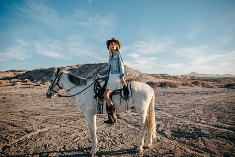 La Paz: Scenic Beach Horseback Ride