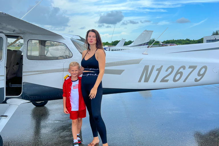 Miami: Coastal Private Airplane Scenic Flight with drinks Miami: Coastal Private Airplane Scenic Flight