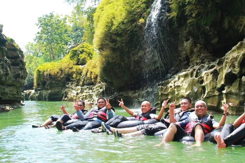 Yogyakarta: Jomblang-Höhle, Pindul-Höhle und Oyo River Tubing