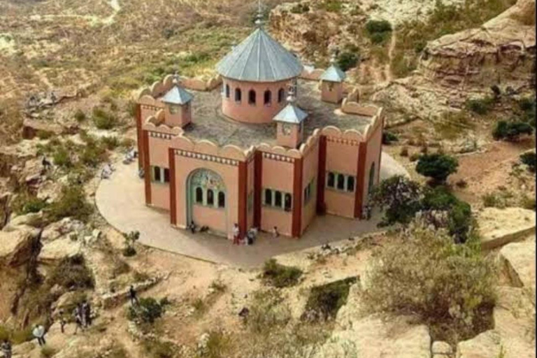Addis Ababa: Abune Tekelhaymanot Prayer Cave Debrelibanos