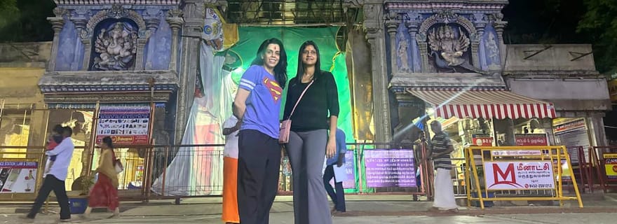 Cérémonie nocturne au temple Meenakshi Amman de Madurai