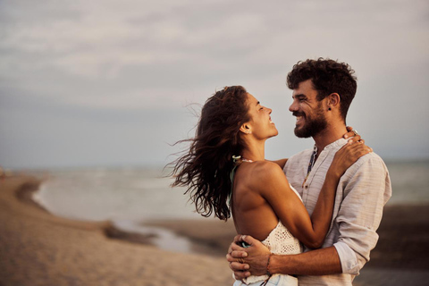 Fuerteventura: Private Proposal Photoshoot Gold: 50 photos 60 mins