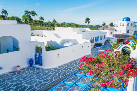 Grecialandia Santorini Tour with Lunch and Transfers