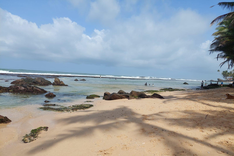 Galle: Private Full-Day Scooter Tour with Lunch and Guide Scooter Tour with a Swim