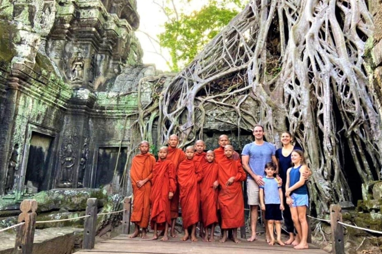 Privé Siem Reap 2-daagse tour Angkor Wat en drijvend dorp