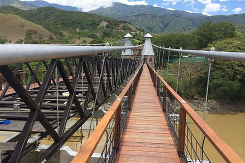 Depuis Medellin : Circuit de 3 jours sur la route du café colonial