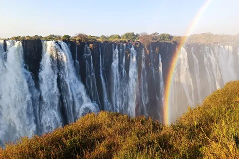 Victoria Falls: Private Zambian and Zimbabwean Sides Tour