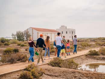 Amposta: MónNatura Delta Entrance Ticket and Guided Tour