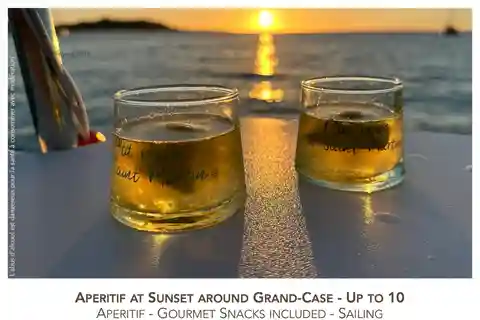 Saint Martin: Sunset Private Catamaran Sailing Cruise