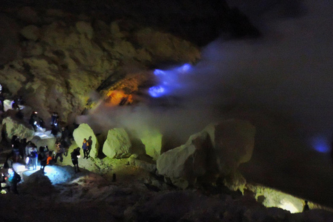 Climbing Ijen’s Peak: Witness the Spectacular Blue Fire