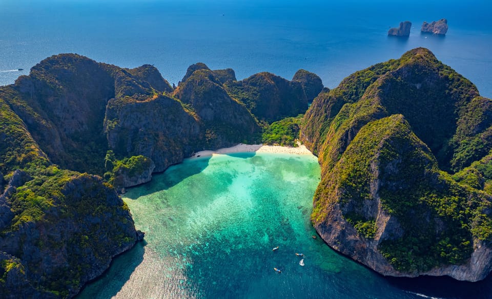 Phuket: viagem de um dia à Baía de Maya, em Phi Phi, e à Ilha Khai de lancha