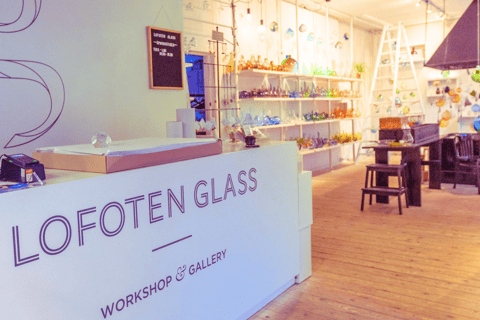 Kabelvåg: Laboratorio di gioielli in vetroKabelvåg: Laboratorio di gioielli in vetro - 1 ora