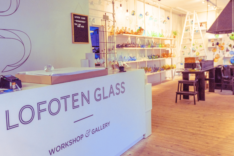 Kabelvåg: Laboratorio di gioielli in vetroKabelvåg: Laboratorio di gioielli in vetro - 1 ora