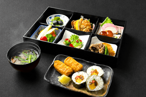 Tokyo: Sumo Entertainment with Japanese Meal at Tokyo Tower Front row VIP seats