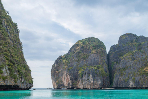 Phuket: Exklusiv resa 2 dagar &amp; 1 natt Phi Phi - James Bond