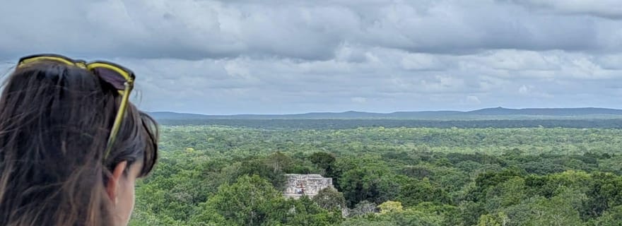 Bacalar : visite complète du site de Calakmul et de la grotte aux chauves-souris.