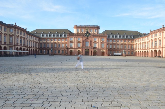 Visit Mannheim Walk to the highlights of the city of squares in Mannheim, Germany