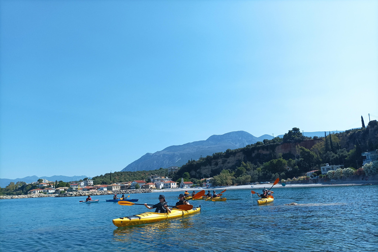 Kalamata: Dagtrip zeekajakken met lunch