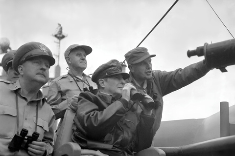 Seoul: Incheon Landing Operation & UN Forces Expert-Led Tour Incheon Landing Operation & UN Forces History (Private Tour)