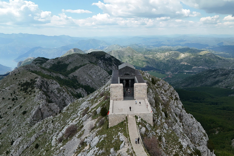 Lovćen, Njeguši & Boka panorama: Private Tour + Drone shots