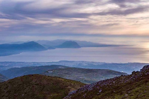 Patras: Escursione all&#039;alba a Panachaiko con colazione e cascata
