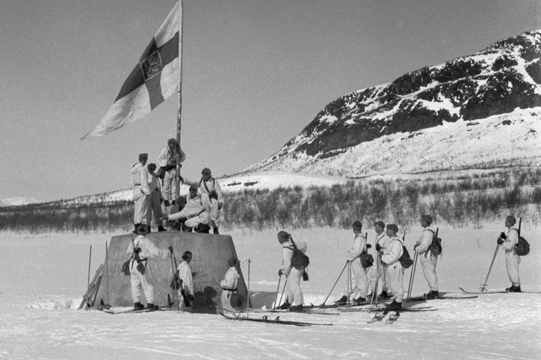 Helsinki WWII Walking Tour: Finland’s Fight for Survival