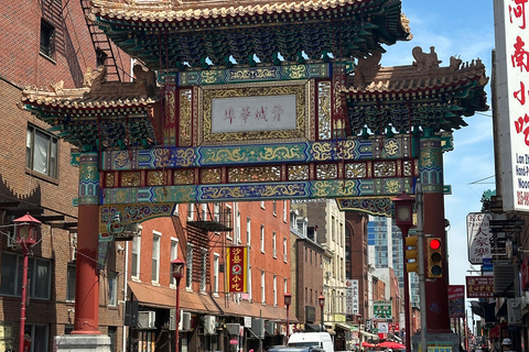 Wycieczka kulinarna z przewodnikiem po Chinatown