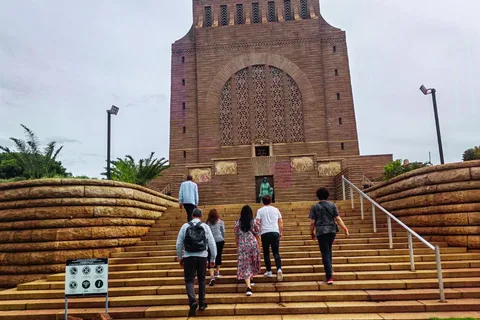 From Johannesburg: Pretoria, Soweto & Apartheid Museum Tour
