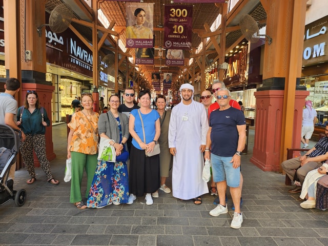 Dubai: Old Dubai with Museums, Abra Cruise, & Souks Tastings