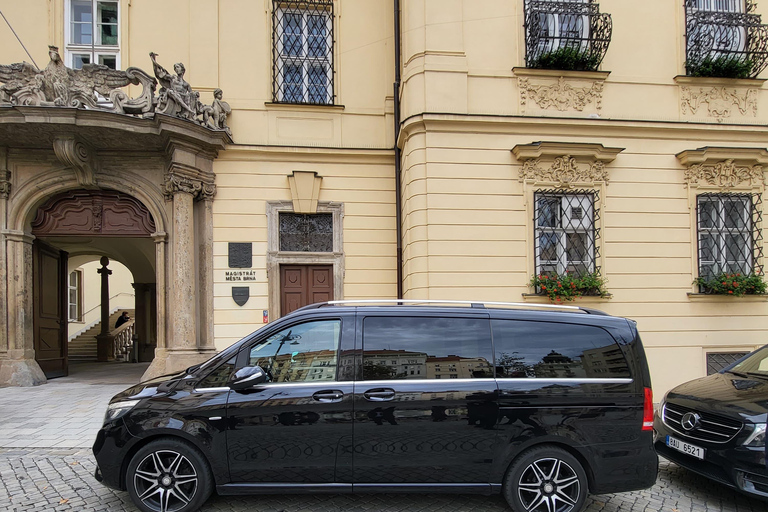 Praag Luchthaventransfers Taxi Vervoer van/naar Luchthaven