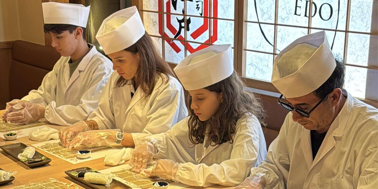 Tokyo Professional Sushi Chef Experience